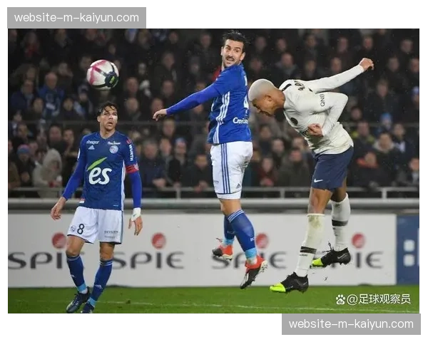 观察:赛季末段,法甲保级军团混战,最后降级名额悬念重重 观察:赛季末段,法甲保级军团混战,最后降级名额悬念重重